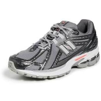 New Balance 1906 Sneakers in Grau