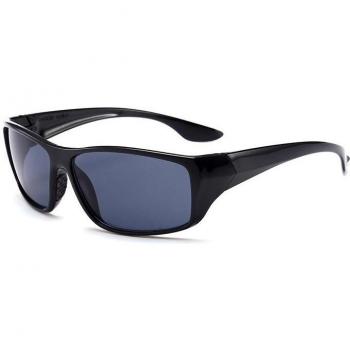 Gafas de conducción con montura negra y lentes antideslumbrantes