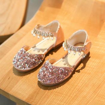 Sandales à paillettes estivales “Petite Reine”