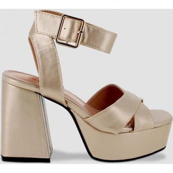 Blogger Sandalias de mujer con hebilla