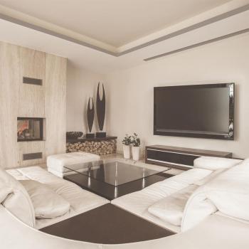 Swivel TV wall bracket by ACT (32 to 55)