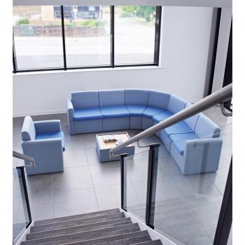 Maple Dams 1600 mm Semi‑Circular Chrome Fold Table with Legs