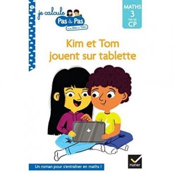 Kim et Tom jouent sur tablette