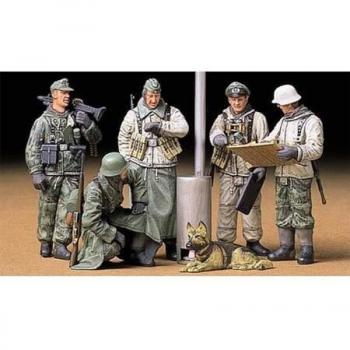 Tamiya 1/35 German Soldiers Field Conference