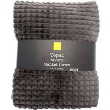 Country Club Topaz Luxury Soft Throw Blanket