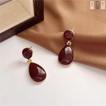 Oro y Verde Pendientes