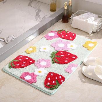 Couvre‑sol Fleur de Fraise Réduisant Risques