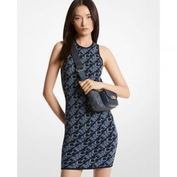 Michael Kors Elegancia: Mini Vestido sin Mangas con Patrón de Marca