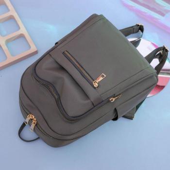 Bolsa de viaje ligera y versátil