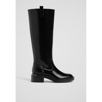 Stradivarius Flat Equestrian-Style Boots