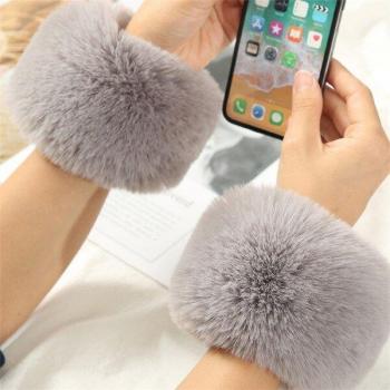 Thermal Fur Wrist Band for Women