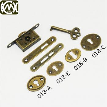 Caja Antigüa de Madera con Cerradura de Bronce – Kit Hardware KimXin 018