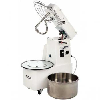 AgriEuro Kippbarer Mixer 3000 T