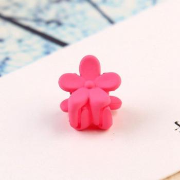 Accesorios Capilares Pequeños: Clip Flor Color Caramelo – 10 uds