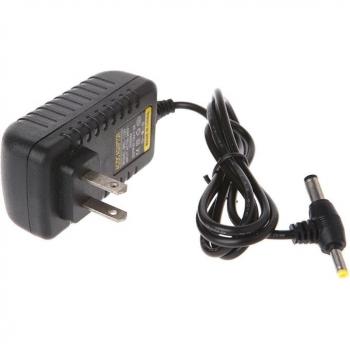12 V 2A AC-DC Adapter 100-240 V mit DC 5,5*2,1mm + 4,0*1,7mm Kabel