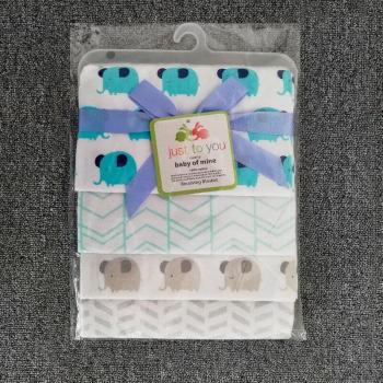 Serviette bébé imprimée flamant rose