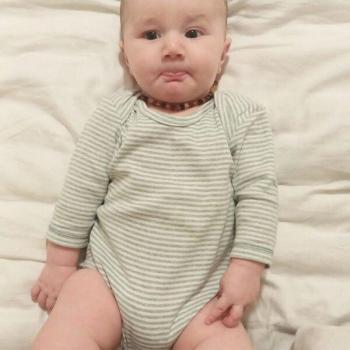 Langarm‑Bodysuit „Mint Stripes“ – Bio‑Baumwolle, 0,5 kg/Beispiel