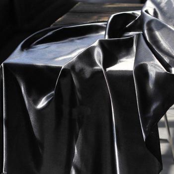 Metallic Satin für elegante Kleider