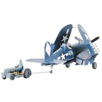 1/48 Scale Vought F4U-1D Corsair Model Kit with Moto-Tug