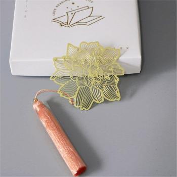 Hohles Lotus Lesezeichen für Bücher