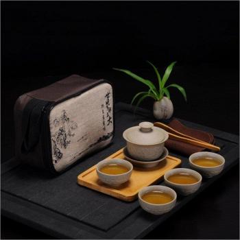 Gaiwan Teekanne mit vier Tassen