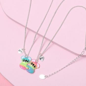 Regalo de Amistad: Collares Mapache Coloridos (1 Par)