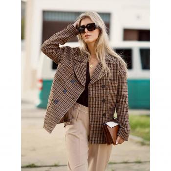 Tartan Camel Chaqueta con Patrón de Mariquita Floral