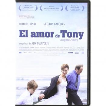 Étreinte d'Angèle & Tony