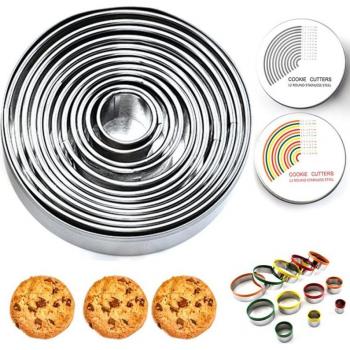 12 Round Cookie Cutters in Storage Tin