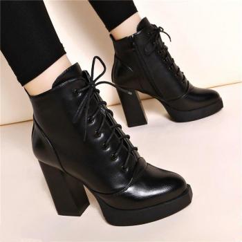 Zapatos de Mujer Botines de Tacón Alto en Cuero Patente, Color Negro y Rojo, Talla 40
