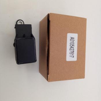 GOGO Sensor de nivel de faros delanteros para MERCEDES BENZ W211 W220 OEM 0105427617