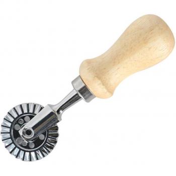 Machine à découper des pâtes en relief