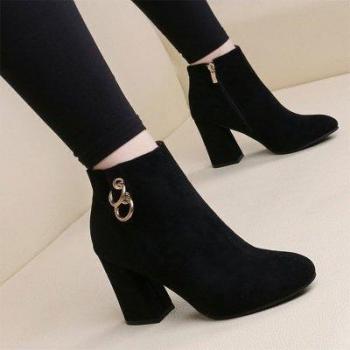 Chic Velvet Ankle Boots with Block Heel