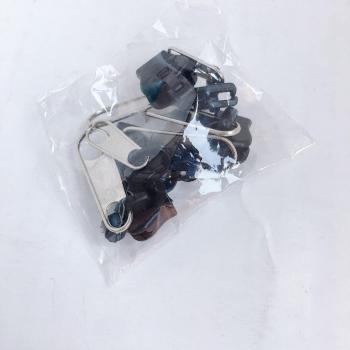 Zipper Puller Lock Sliders