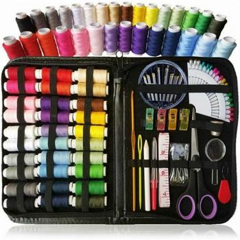 Kit de voyage couture avec aiguilles et ciseaux