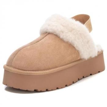 Zuecos de Mujer XTI 143488 BEIGE