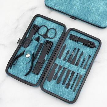 Kit Travel Nails