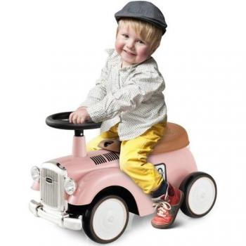 Nostalgisches Spielzeugauto für kleine Fahrer