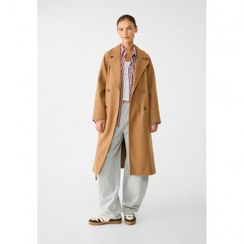 XS Soft‑Touch Trench Coat in Pale Camel, Stradivarius