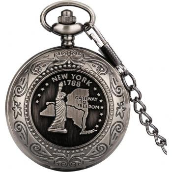 Schwarze Steampunk Pistolenstatue Uhr