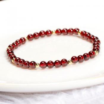 Bijou Porte-Bonheur Femme – Or 14K Rouge Vin