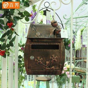 Vintage Style Wall-mounted Mailbox
