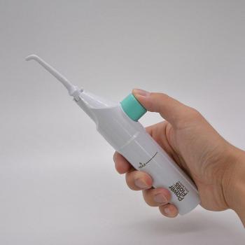 Uvet Handgerät Hydro‑Scaler + Zahnseide‑Stift, kompakt