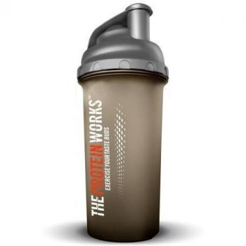 Robuster 700 ml Shaker – THE PROTEIN WORKS Platinum, Clip‑Lock Deckel