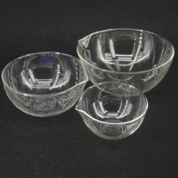 150mm Lab Glass Evaporating Dish with Spout