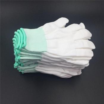 Gants de jardinage blancs
