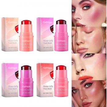 Maquillaje de labios gelatinoso 2024