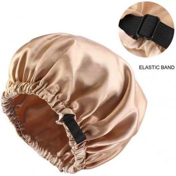 Gorra de noche con hebilla plana