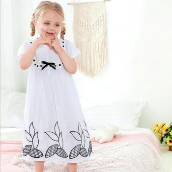 Robe longue de princesse d'été à corne