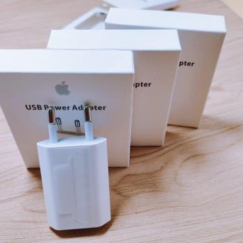 Adaptador de CA con enchufe de la UE y cargador USB A1400/A1385